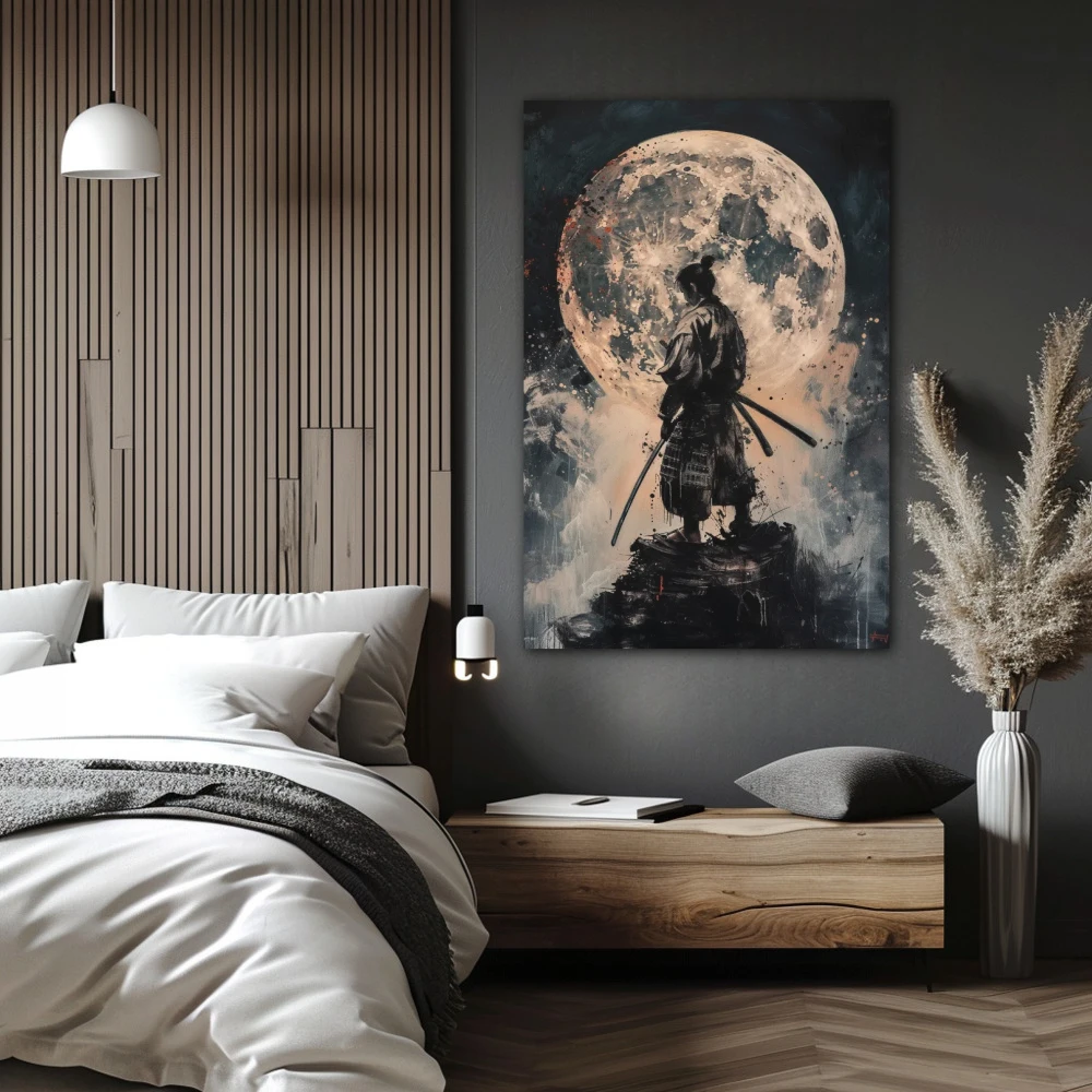 Cuadro luna de sangre samurai en formato vertical con colores gris, monocromático; decorando pared de habitación dormitorio