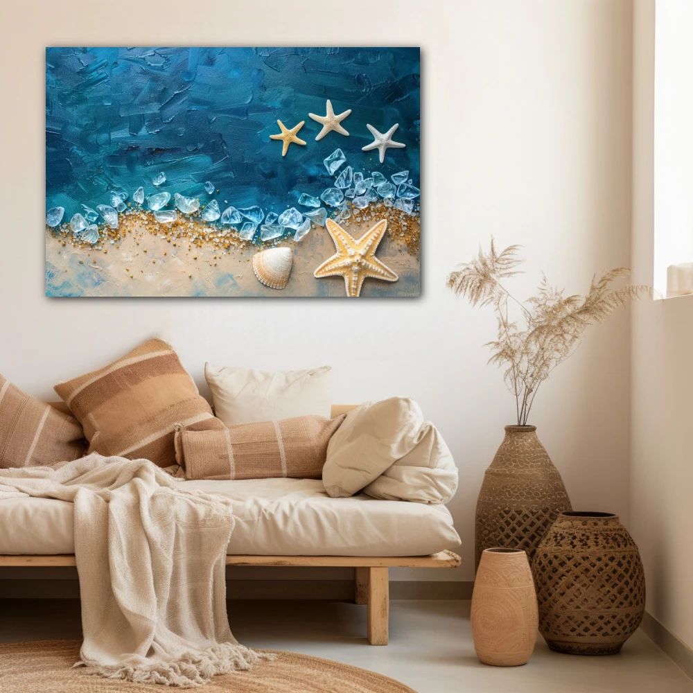 Cuadro cristales de mar en formato horizontal con colores azul, beige; decorando pared beige